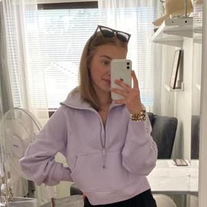 Meet your Posher, Elna